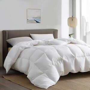 Premium 100% Cotton 300 Thread Count All-Season Down Comforter Queen Size 90x90